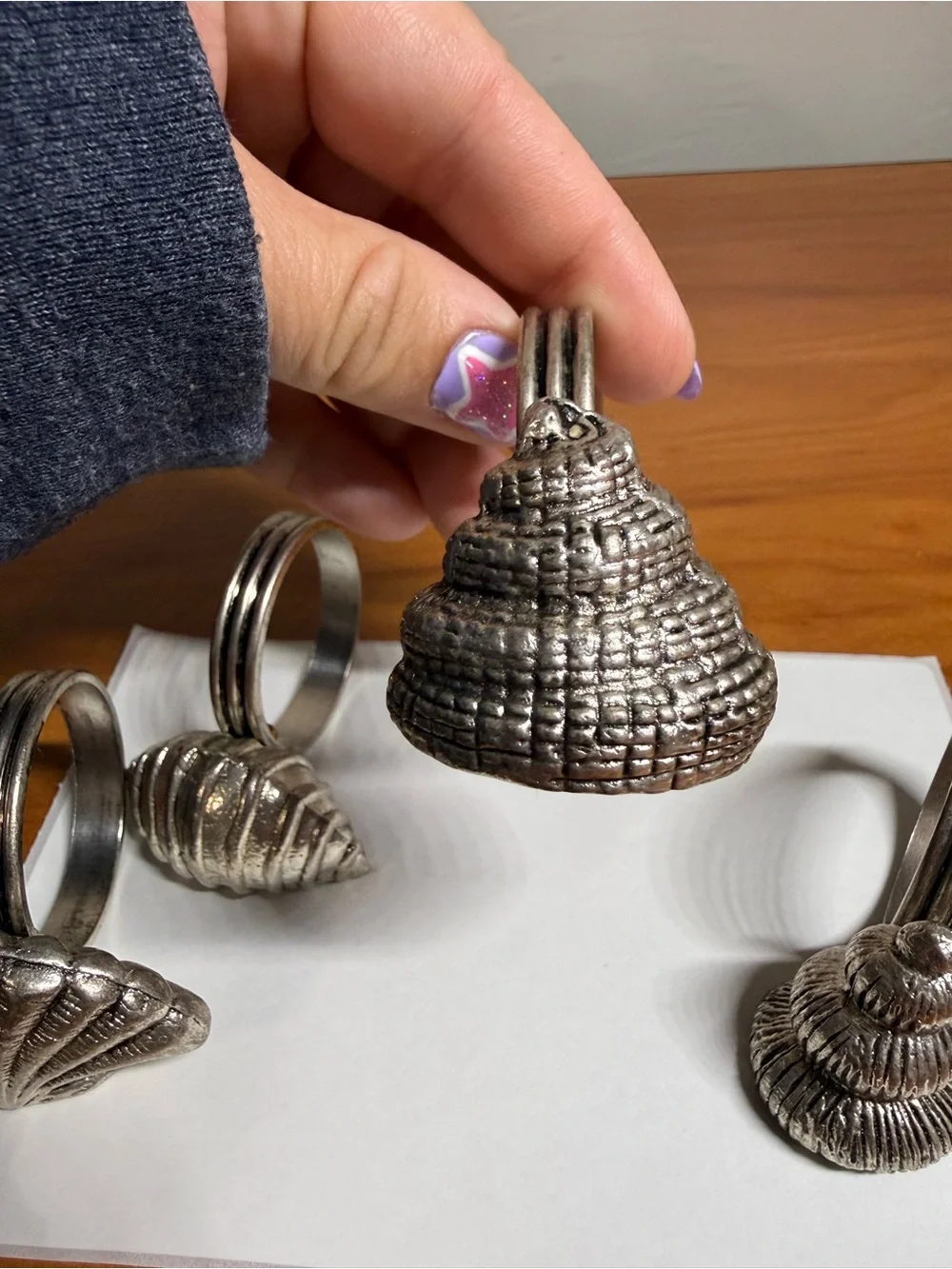 4 Piece Pewter Metal Napkin Ring Holder Seashell Beach Minimalist Dining